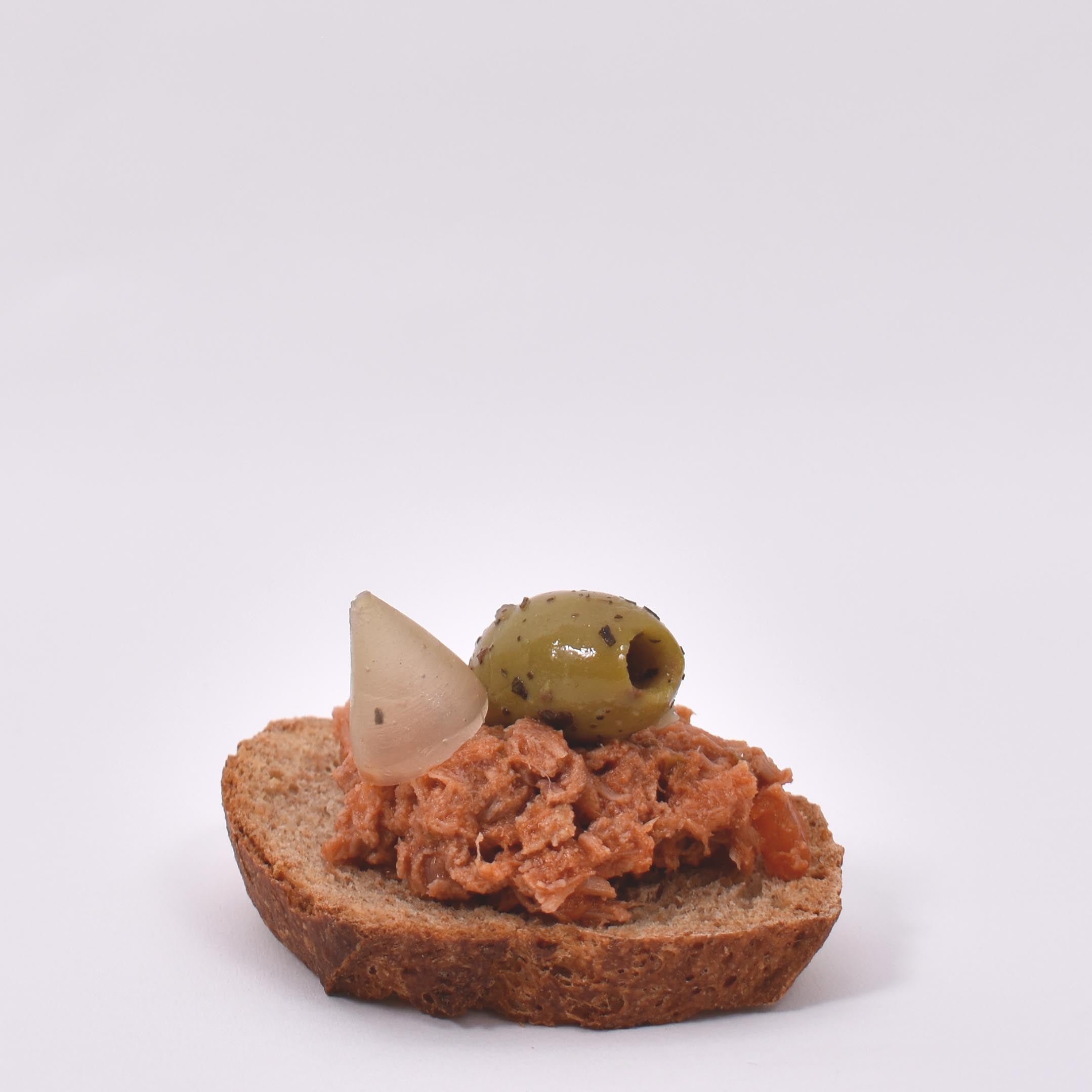 Recette Bruschetta, thon et olive & Basilic